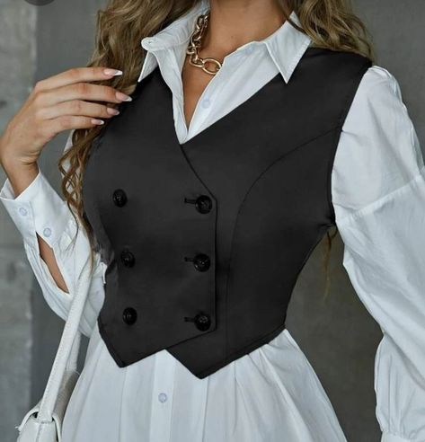 Waist Coat Fashion, Double Breasted Vest Women, Double Breasted Vest Outfits For Women, Vest For Women Suit, Waist Coat For Women Outfits, Corset Vest Outfits For Women, Waistcoat Woman Outfit Casual, Vest Blazer Outfit, Waistcoat Woman Outfit