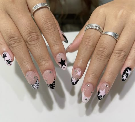 Street Wear Nails, Concert Nails, Western Nails, London Nails, Summery Nails, Basic Nails, French Acrylic Nails, Pretty Gel Nails, Really Cute Nails