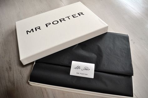 www.mrporter.com Ecommerce Packaging, Ideas For Design, Luxury Packaging Design, Gift Wrapping Techniques, Packaging Diy, Packaging Ideas Business, Clothing Packaging, Cool Packaging, Box Packaging Design