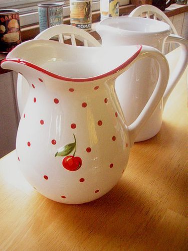 Polka Dot Kitchen Decor, Cherry Stuff, Cherry Kitchen Decor, Cherry Decor, Top Kitchen Table, Red And White Kitchen, Cherry Charm, Cherry Kitchen, Cherries Jubilee