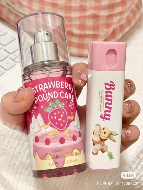 Koleksi Parfum, Bath And Body Works Perfume, Shower Skin Care, Pretty Princess, Pretty Skin Care, Perfume Scents, Pretty Skin, Bath And Body Care, Pink Girly Things