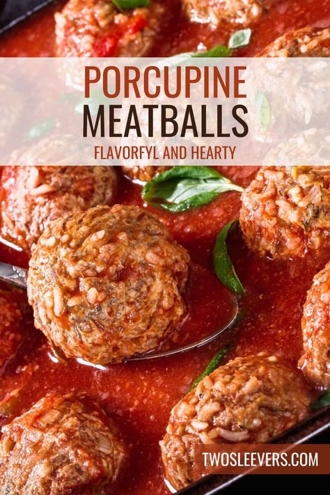 Porcupine Meatballs | Meatballs With Rice Recipe - TwoSleevers Meatballs With Rice, Porcupine Meatballs Recipe, Spicy Honey Chicken, Porcupine Meatballs, Meatballs And Rice, Lemon Garlic Pasta, Meatball Dinner, Tender Meatballs, Healthy Beef Recipes