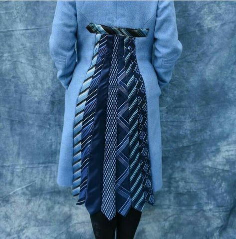 Ropa Upcycling, Necktie Crafts, Tie Ideas, Upcycle Clothes Diy, Creative Clothes, Backyard Pavilion, Tiny Bathroom, Upcycled Fashion, Diy Sewing Clothes