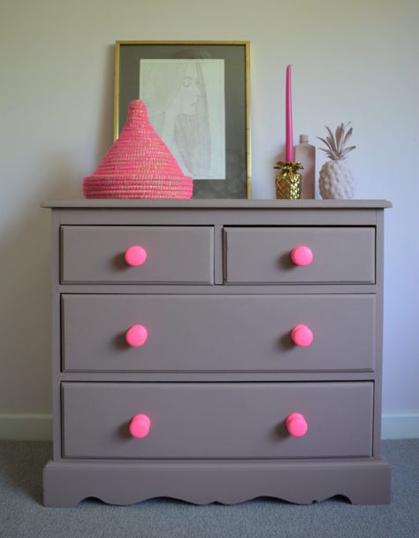 Refinished Dresser Diy, Yellow Kids Rooms, Pink Brush, Thrift Store Decor, Washbasin Design, Brush Paint, Painted Drawers, Furniture Rehab, Diy Furniture Renovation