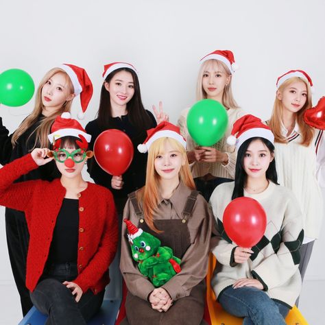 Dreamcatcher Christmas, Merry Christmas My Love, Dreamcatcher Kpop, Jazz Bar, Love You A Lot, Twitter Post, Christmas Icons, Synth Pop, Christmas Wallpaper