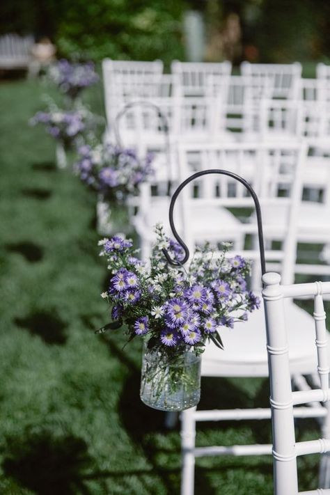 Chair Decoration Ideas, Lilac Wedding Themes, Wedding Ceremony Aisle, Vintage Wedding Ceremony, Lavender Wedding Theme, Ceremony Aisle, Violet Wedding, Purple Wedding Theme, Aisle Flowers