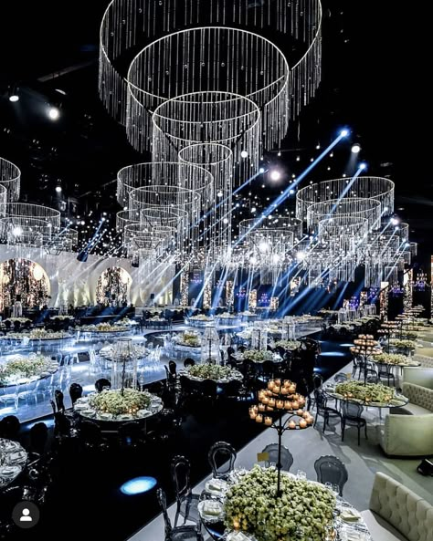 Futuristic Wedding, Wonderland Wedding Theme, Dream Wedding Reception, Wedding Stage Design, Extravagant Wedding, Luxury Wedding Decor, Dream Wedding Decorations, Wedding Backdrop Design, Wedding Venue Decorations