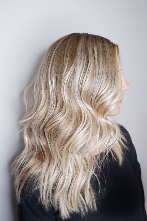 A mix of techniques including a reverse balayage created this variegated, multidimensional lived in blonde.  Hair by Colleen Calder of Aphrodite Salon for the Maine Blonde Collection. Blonde Hair Scale, Lived In Champagne Blonde, Lived In Blonde Hair, Beach Blonde Hair Color, Luxury Hair Salon, Lived In Blonde, Champagne Blonde Hair, Blonde Ideas, Beach Blonde Hair