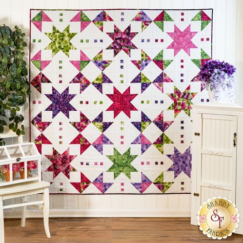 Starshine Quilt Kit - Modern Love | Shabby Fabrics Free Quilting Patterns, Northcott Fabrics, Colorful Quilt, Quilt Square Patterns, Birdhouse Designs, Picture Quilts, Star Quilt Patterns, Shabby Fabrics, Colorful Quilts