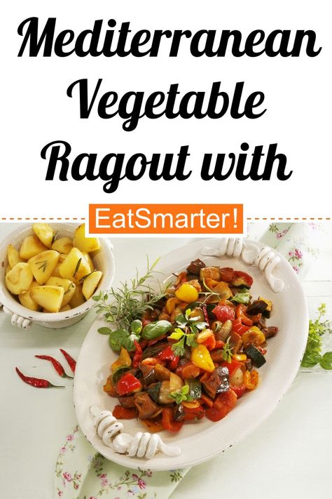 Empfohlen von IN FORM: Mediterranean Vegetable Ragout with Rosemary Potatoes - simple dish - A recipe idea by EAT SMARTER | Side Dish, Vegetable, Potato, Root Vegetable, Ragout, Ratatouille #stew #recipes Vegetable Ragout Recipe, Side Dish Vegetable, Vegan Christmas Dinner, Rosemary Potatoes, Root Vegetable, Vegetarian Keto, Potatoes Recipe, Eat Smart, Healthy Delicious