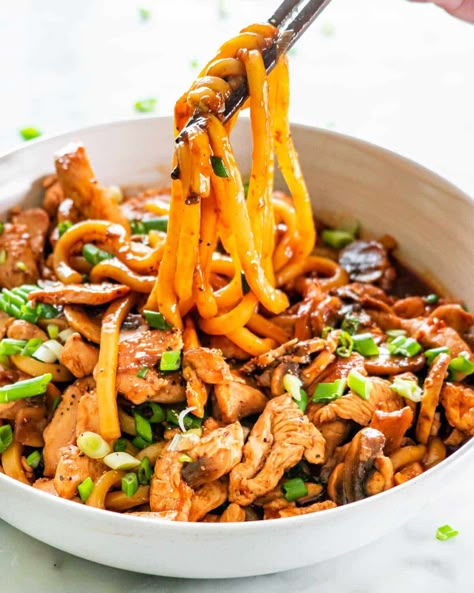 Chicken Udon Noodles, Chicken Udon, Udon Noodles Recipe, Noodles With Chicken, Hoisin Chicken, Noodles Chicken, Chicken And Noodles, Udon Noodle, Asian Noodle Recipes