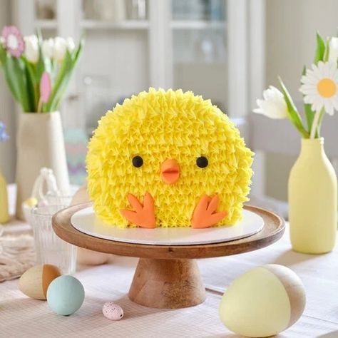 Easter Chick Cake, Chick Cake, Easter Cupcakes Easy, Easter Cake Recipes, Easter Bunny Cupcakes, Duck Cake, Bunny Cupcakes, Spring Cake, Easter Baking