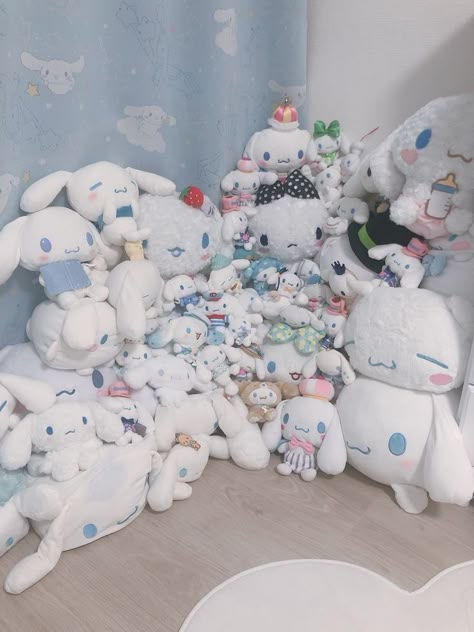 Cinamoroll Plushies, Dana Core, Cinnamoroll Image, Cinnamoroll Theme, Cinnamoroll Stuff, Cuarto Aesthetic, Sanrio Room, Sanrio Things, Kitty Crafts