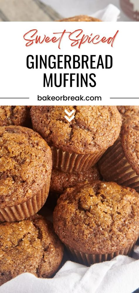 Cozy, sweet, spiced Gingerbread Muffins make a wonderful treat for a special Christmas breakfast or brunch. Or keep a batch around to serve with coffee or tea for holiday visitors. If you’re a big fan of all things gingerbread, then you’re going to adore these Gingerbread Muffins! They’re made with molasses along with brown sugar for plenty of bold flavor. A perfect holiday treat! Oatmeal Quick Bread, Apple Bran Muffins, Simple Quiche, Ham And Cheese Muffins, Gingerbread Muffins Recipe, Gravy Homemade, Muffins Cinnamon, Vegetable Smoothie, Molasses Muffins