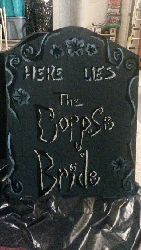 The Corpse Bride Headstone Halloween Decoration! Diy Corpse Bride Decor, Corpse Bride Decorations Diy, Corpse Bride Door Decorations, Corpse Bride Gift Ideas, Corpse Bride Halloween Decor, Tim Burton Bridal Shower Ideas, Corpse Bride Halloween Decorations, Corpse Bride Trunk Or Treat, Corpse Bride Diy Decor