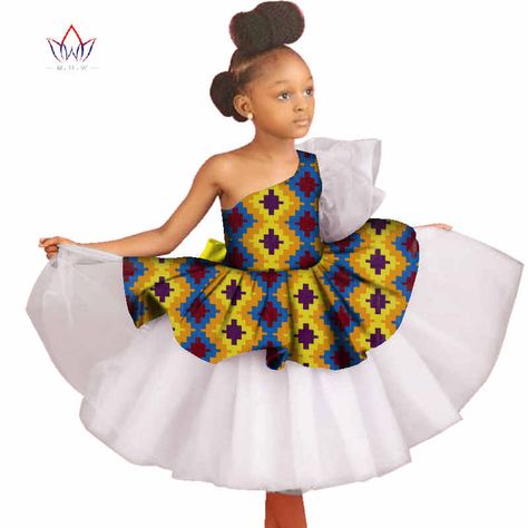 Traditional Dresses For Kids, Traditional Dresses African, Nigerian Dress Styles, African Kids Clothes, Couples African Outfits, Lace Clothing, Africa Clothing, Shweshwe Dresses