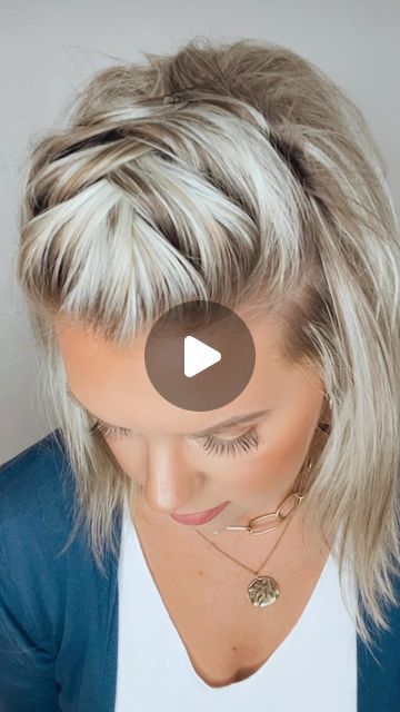 Shampoo Texture, Day 2 Hair, Faux Braid, Faux Braids, Perfect Hair Color, Texture Spray, A Messy Bun, Hairdos For Short Hair, Summer Hairstyles For Medium Hair