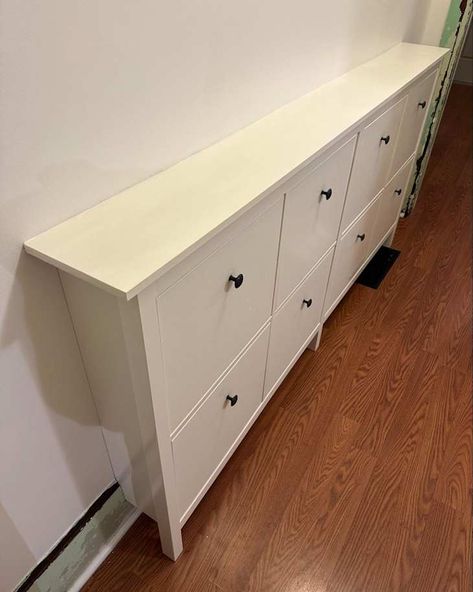 Tiny Hallway Ideas, Hemnes Cabinet, Tiny Hallway, Painting Mdf Board, Ikea Hemnes Shoe Cabinet, Ikea Hemnes Hack, Ikea Small Spaces, Before After Furniture, Dark Hallway