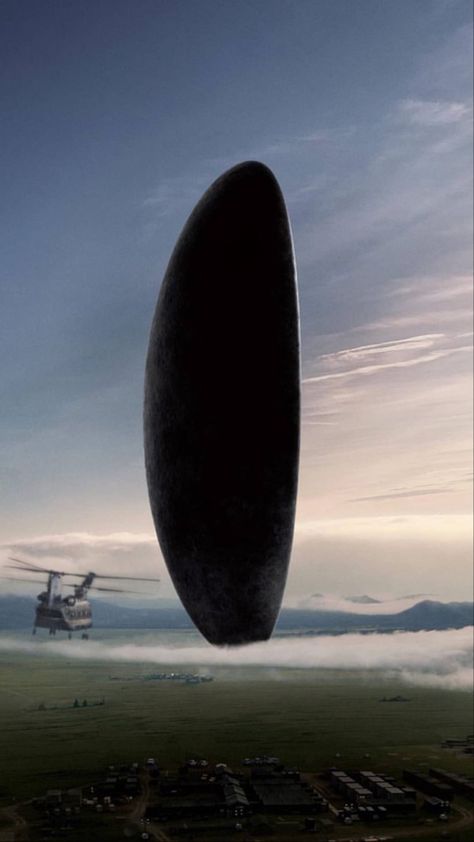 Poster Lockscreen, Arrival Movie, Arrival Poster, Wallpapers For Phone, Alien Ship, Denis Villeneuve, Film Poster Design, Funny Iphone Wallpaper, Movie Shots