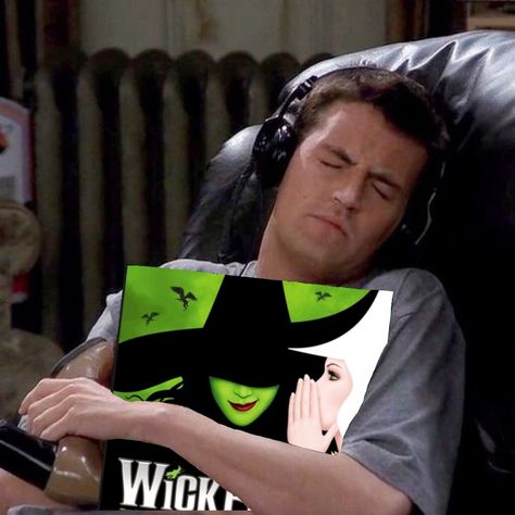 Elphaba And Glinda, Wicked Musical, Glinda The Good Witch, The Wonderful Wizard Of Oz, Defying Gravity, Theatre Nerds, Theatre Life, The Good Witch, Newsies