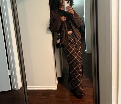 Long Flannel Skirt, Checkered Maxi Skirt, Checkered Maxi Skirt Outfit, Maxi Plaid Skirt Outfit, Plaid Long Skirt Outfit, Plaid Maxi Skirt Outfit, Long Plaid Skirt Outfit, Sag Szn, Checkered Skirt Outfit