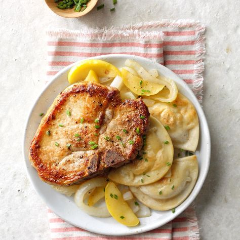 This meal-in-one dish is a different way to use pierogies. The tart apple slices make an unexpectedly delicious addition on your plate. —Greta Igl, Menomonee Falls, Wisconsin Pork Chops And Pierogies, Pork Chop Crockpot, Trendy Recipes, Easy Pork Chops, Recipes Pork, Apple Pork, Pork Recipes Easy, Sunday Recipes, Pasta Sauces