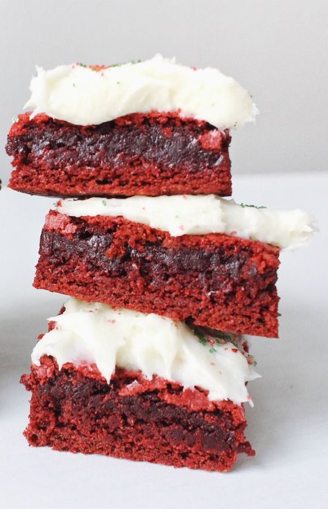 Cake Batter Brownies, Red Velvet Brownies Recipe, Red Velvet Cake Recipe Easy, Cake Batter Recipes, Cake Mix Brownies, Velvet Recipes, Velvet Brownies, Brownies Cake, Red Velvet Brownies