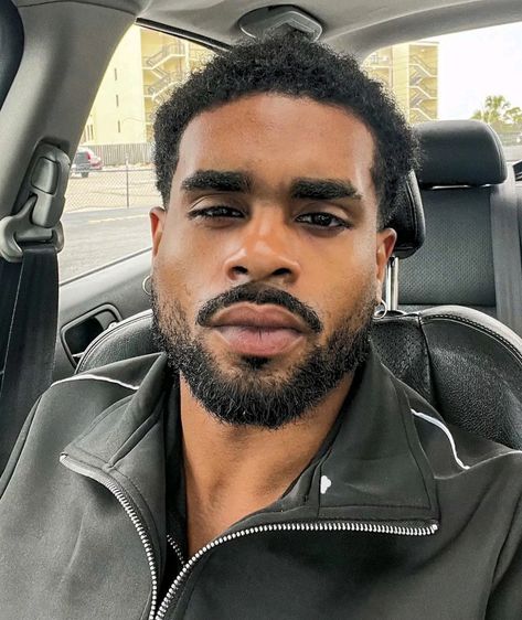 JT Fine Men With Beards, Fine Black Dudes, Male Face Reference, Fine Black Males, Stubble Beard Styles, Blasian Men, Black Guy Beard, Wattpad Men, Black Men With Beards