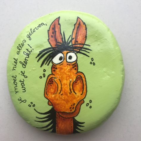 Donkey Painted Rocks, Horse Painted Rocks, Happy Stones, Painted Rocks Craft, Painted Rocks Diy, Melbourne Cup, Funny Horse, Pet Rocks, Pebble Painting