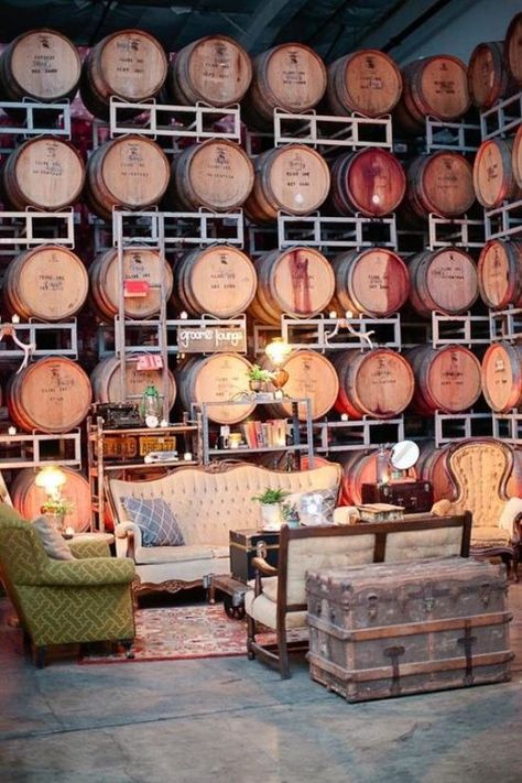 Love Bar Deco, Wooden Barrels, Brewery Design, Barrel Room, Bar Interior, Beer Bar, Tap Room, Vintage Wine, Wine Barrel