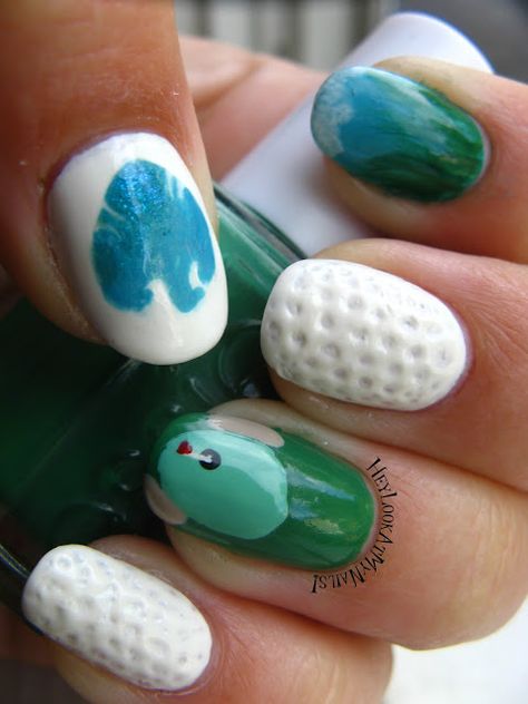 PGA Tour Barclays Golf Manicure Golf Ball Nail Art, Pretty Edgy, Sports Nails, Golf Ball Gift, Golf Ball Crafts, Indoor Golf, Personalized Golf Gifts, Golf Ladies, Golf Style