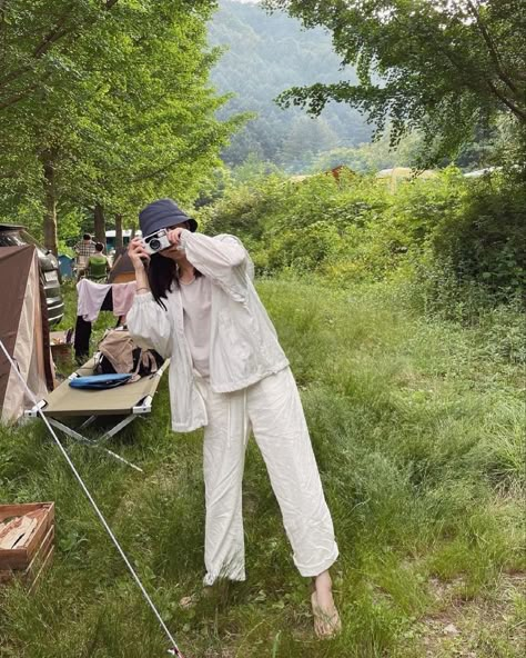 Travel Ootd, Korean Outfit Street Styles, Camping Aesthetic, Korean Casual Outfits, Camping Outfits, Korean Casual, Korean Aesthetic, Ulzzang Fashion, Nature Girl