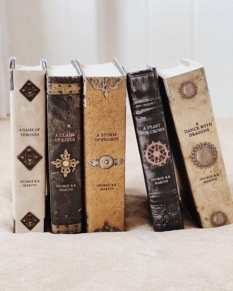 Game Of Thrones Books, Fire Book, Song Of Ice And Fire, Ice And Fire, Book Spine, Beautiful Book Covers, Books Aesthetic, Book Addict, A Song Of Ice And Fire