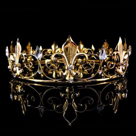 Gold King Crown, Crown Aesthetic, Royal Crowns, King Crown, Beautiful Tiaras, Royal Aesthetic, Gold Aesthetic, Kings Crown, Queen Crown