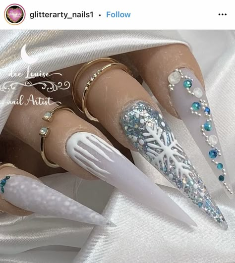 Nail Decoration Ideas, Nail Designs Christmas, Blue Christmas Nails, Festive Nail Art, White Acrylic Nails, Glow Nails, Classy Acrylic Nails, Long Acrylic Nails Coffin, Xmas Nails