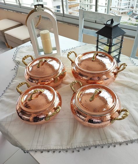 Yellow And Copper Kitchen, Brass Pots And Pans, Copper Pots Kitchen, Copper Kitchen Appliances, Cooking Pot Set, Pots Kitchen, Copper Cookware Set, Healthy Cookware, Royal Kitchen