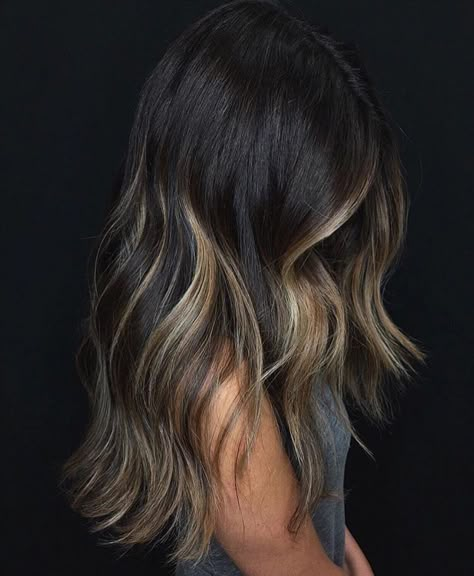 Summer Ootd, Brown Hair Balayage, Hair Affair, Brown Blonde Hair, Hair Color And Cut, Haircuts For Long Hair, Hair Inspiration Color, Brunette Hair, Great Hair