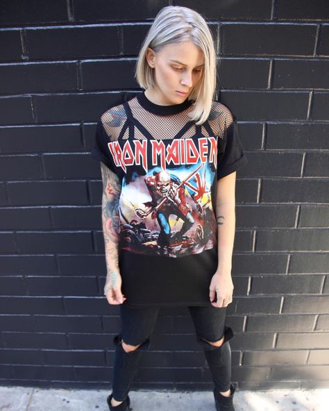 See this Instagram photo by @shurie • 285 likes Band Shirt Ideas, Iron Maiden Band, Metallica Shirt, Rocker Look, Look Rock, Mesh Shirt, Rocker Style, Clothes Crafts, Iron Maiden