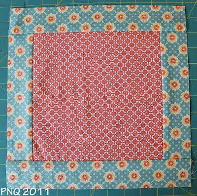 Piece N Quilt: How to properly attach a border or sashing on a quilt {a free tutorial} Simple Quilt Borders, Quilt Sashing, Quilting Rooms, Simple Quilt, Quilt Blocks Easy, Quilt Borders, Quilting Videos, Start Quilting, Tshirt Quilt