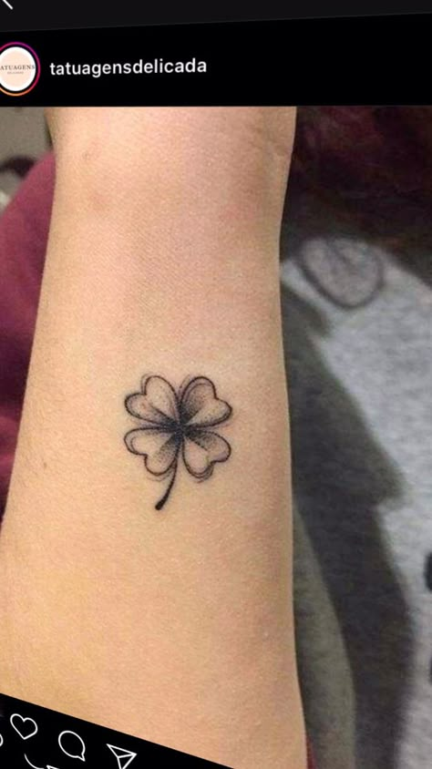 Small Feather Tattoo, Leaf Clover Tattoo, David Tattoo, Four Leaf Clover Tattoo, Clover Tattoo, Shamrock Tattoos, Dragonfly Tattoo Design, Tattoo Dotwork, Tattoo Shading