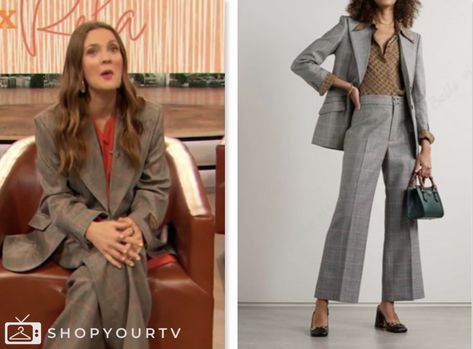 Drew Barrymore Show: March 2024 Drew Barrymore's Grey Plaid Blazer and Pant Suit Drew Barrymore Casual Outfits, Drew Barrymore Pant Suits, Drew Barrymore Show Style, Drew Barrymore Show, Drew Barrymore Red Carpet, Grey Plaid, Drew Barrymore, Plaid Blazer, Plaid