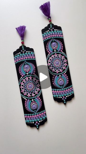 Dot Mandala Bookmark Easy, Bookmark Design Ideas, Purple Bookmark, Mandala Bookmark, Mandala Decor, Bookmark Diy, Mandala Book, Mandala Dot Art, Bookmark Handmade