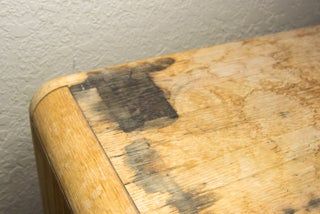 Removing Black Stains in Wood Furniture With Oxalic Acid : 6 Steps (with Pictures) - Instructables Restore Wood Furniture, Homemade Toilet Cleaner, Restore Wood, Clean Wood, Oxalic Acid, Cleaning Painted Walls, Wood Stains, Glass Cooktop, Deep Cleaning Tips