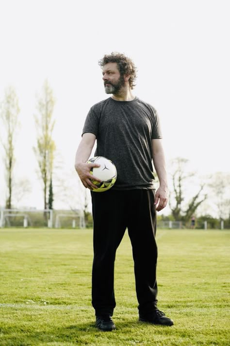 Mrs Robinson Michael Sheen, Mrs Robinson, Martin Sheen, David Michael, Wife Material, Soccer Shorts, Michael Sheen, Handsome Actors, Fav Celebs