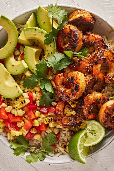 Blackened Shrimp Bowls Blackened Shrimp Bowls Delish, Blackened Shrimp Bowls, Blackened Shrimp Bowl, Meal Prep Keto, Greek Stuffed Peppers, Soup And Salad Combo, Shrimp Bowls, Grain Bowl Recipe, Shrimp Bowl