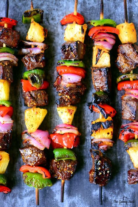 Hawaiian Steak Kabobs Hawaiian Steak, Beef Skewers Grill, Steak Kebabs, Steak Kabobs, Kebabs On The Grill, Beef Skewers, Beef Kabobs, Tender Steak, Kabob Recipes