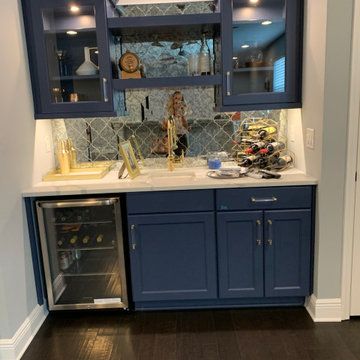 75 Black Home Bar with Blue Cabinets Ideas You'll Love - March, 2024 Navy Blue Wet Bar Cabinets, Black Home Bar, Basement Upgrades, Wet Bar Cabinets, Wet Bar Sink, Custom Home Build, Kitchen Bar Design, Marble Bar, Cabinets Ideas