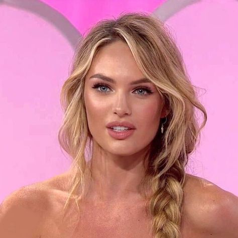 Victoria Secret Hair, Makeup Vs No Makeup, Tan Skin Blonde Hair, Angel Makeup, Smink Inspiration, Blonde Hair Inspiration, Blonde Hair Looks, Candice Swanepoel, Blonde Bombshell