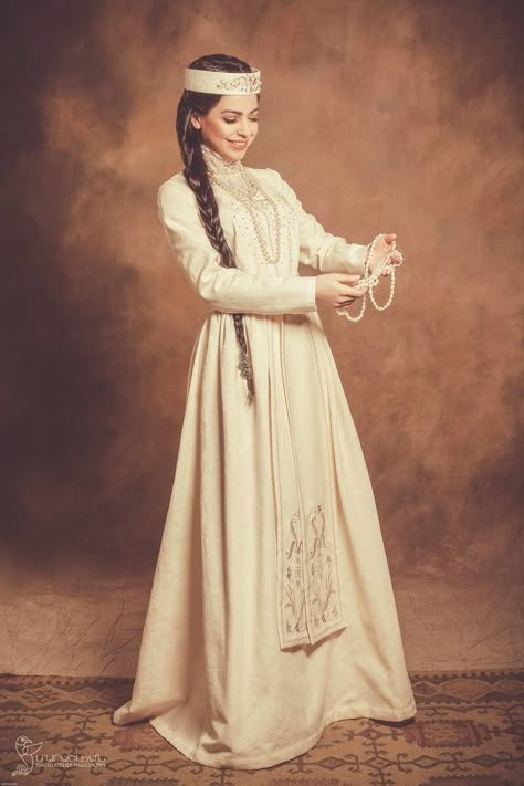 Armenian traditional costume Lebanese Dress, Armenian Dress, Lebanese Clothing, Persian Costume, Lebanese Wedding Dress, Armenian Clothes, Armenian Fashion, Armenian Clothing, Armenian Aesthetic