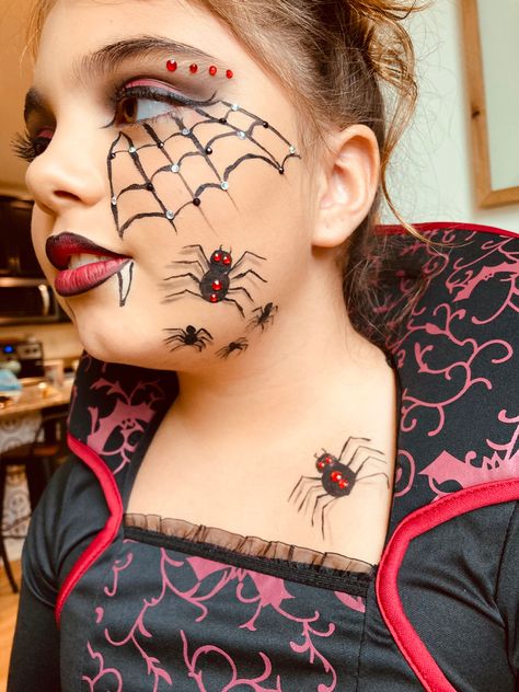 Vampire. Spiders. Vampire Face Paint For Kids, Vampire Face Paint, Web Face, Vampire Makeup, Teacher Costumes, Holloween Costume, Kids Face Paint, Holiday Makeup, Face Painting Designs